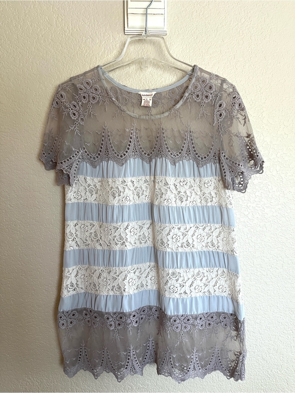 Sundance lace in Bloom tunic blouse